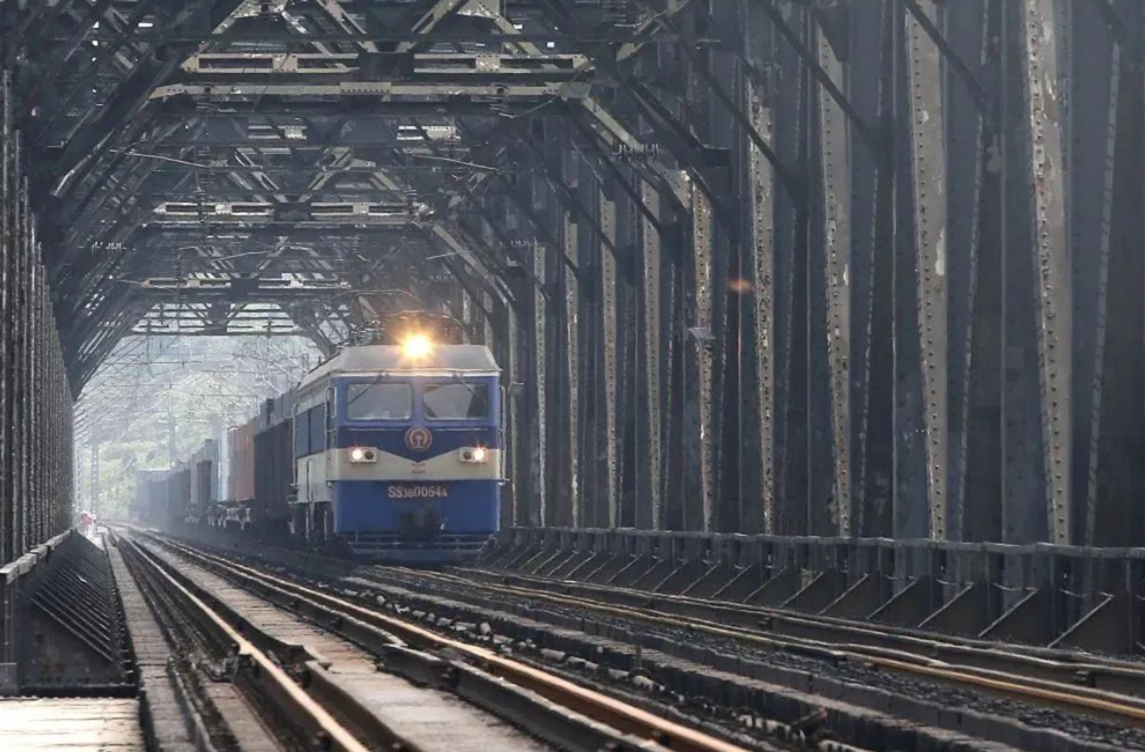 Baishatuo Yangtze River Bridge