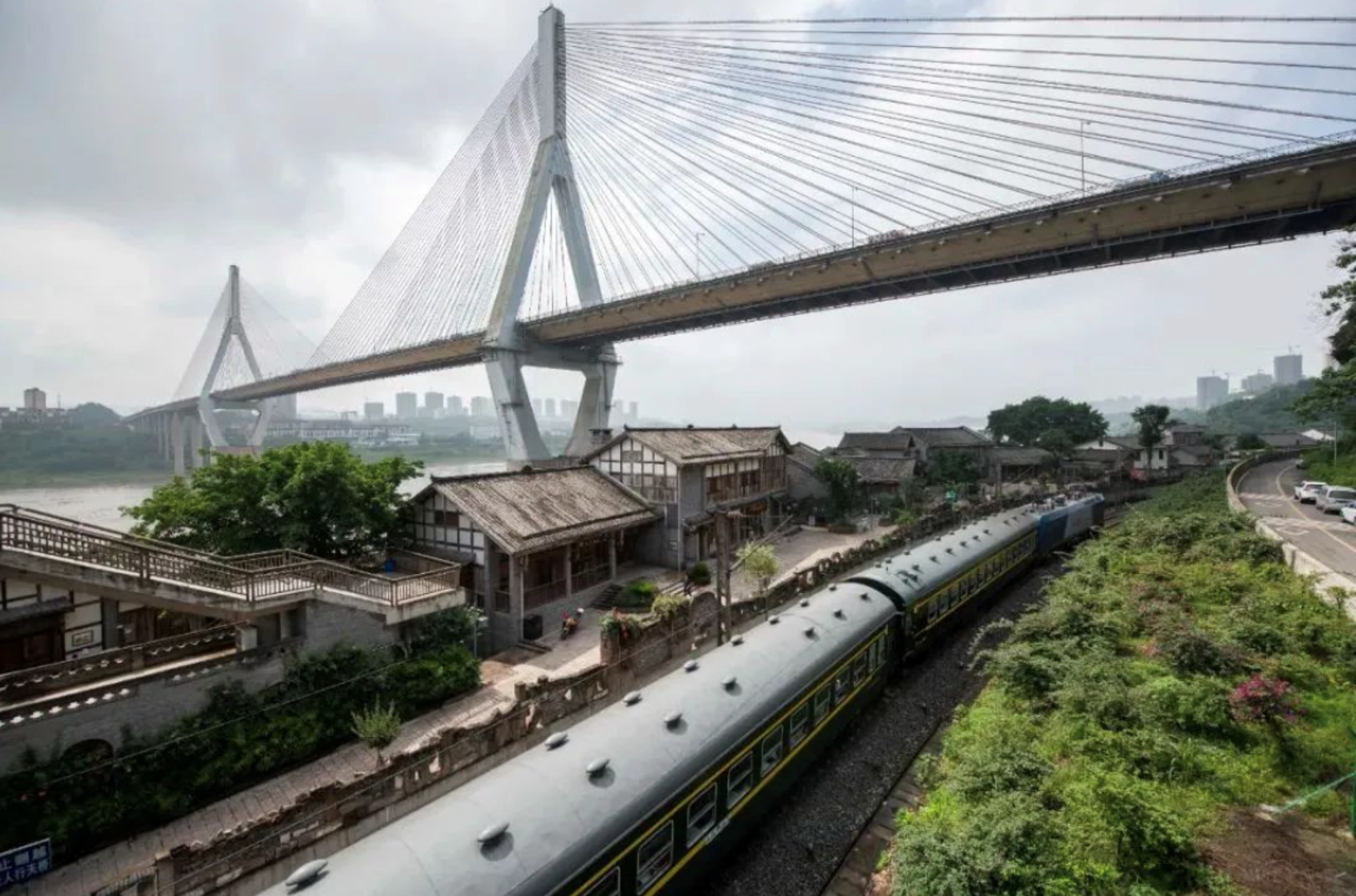 The Chengdu Chongqing Railway