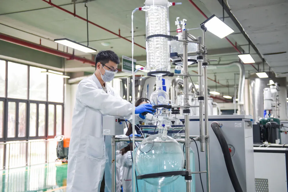 Nobel Laureate Omar Yaghi Guides Chongqing Enterprise in Advancing MOF Material Industrialization 5 chongqing ligong qingke mof industrialization nobel 2025 4