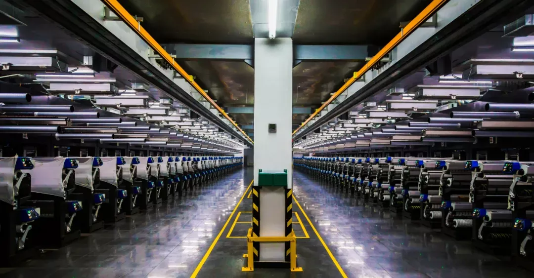 Global Chemical Fiber Industry's First "Lighthouse Factory"! Huafon Chongqing Spandex Leads Industrial Upgrading with Smart Manufacturing 9 first lighthouse factory global chemical fiber huafon chongqing spande 10