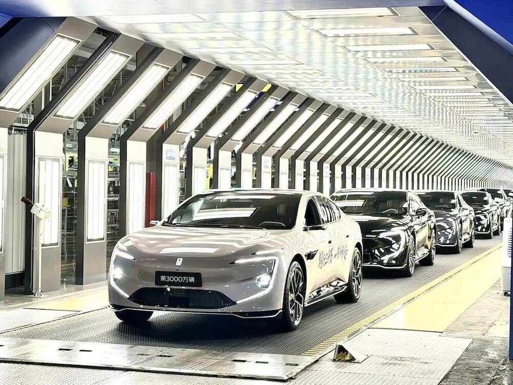 Remodeling the "Manufacturing Stronghold" with AI: Chongqing Explores the Path to "Smart" Success 4 20260327 article e08a6ccf9b29 5