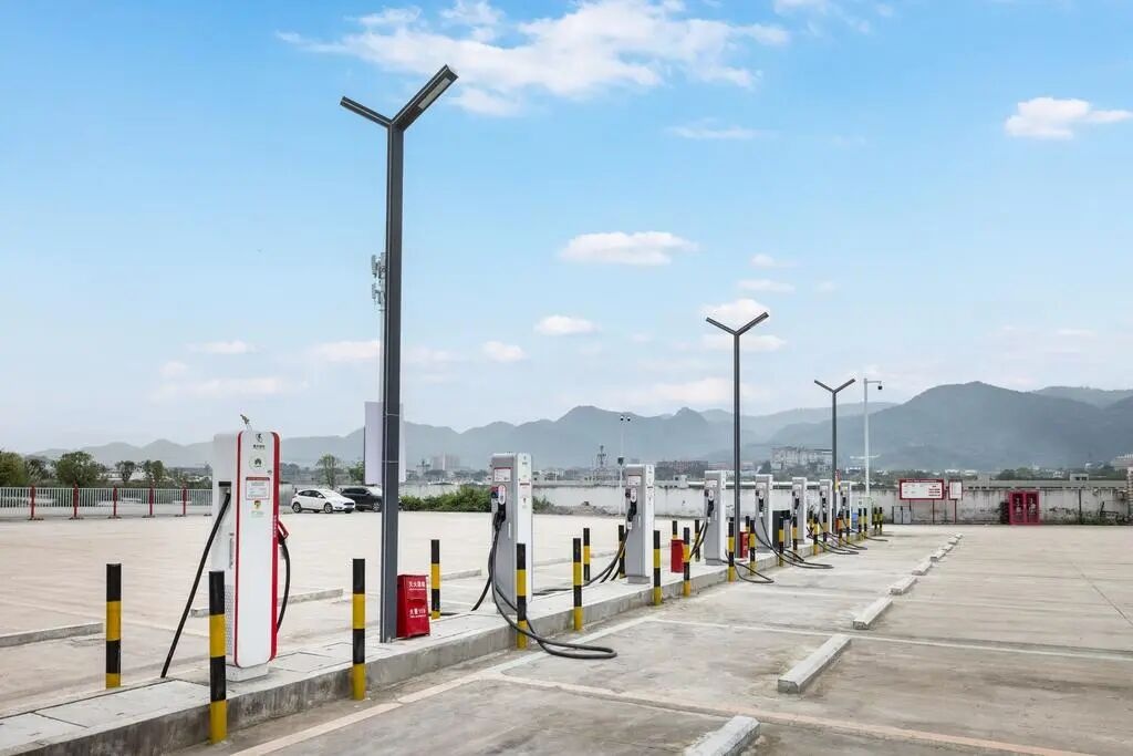 Nation's Largest in Scale, What Makes This "Super-Charging City" a Leader? 2 20260327 chongqing super charging city scale national first 4